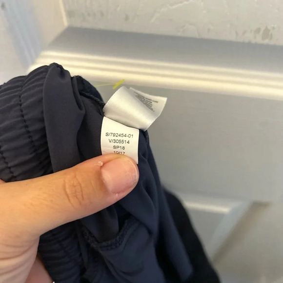 Athleta Chelsea Wide Leg Pant Navy Blue Pull On Pants Lightweight Pocket… - Picture 6 of 6